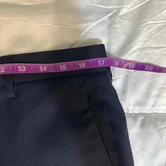 NWT New Bowery Slim-fit pant in wool blend NavyW33L30!!!